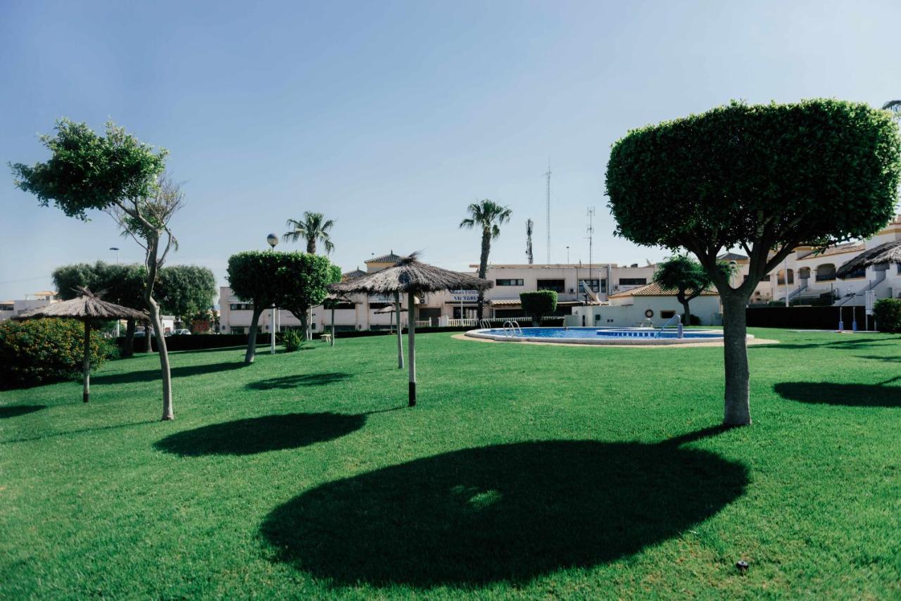 Stunning 2 Bedroom Apartment With Pool View Alicante Exteriér fotografie