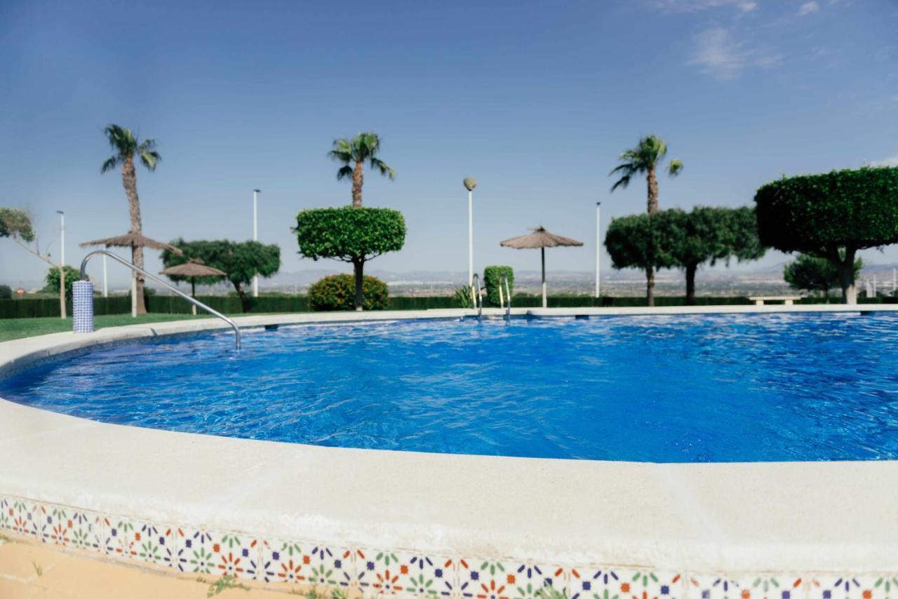 Stunning 2 Bedroom Apartment With Pool View Alicante Exteriér fotografie